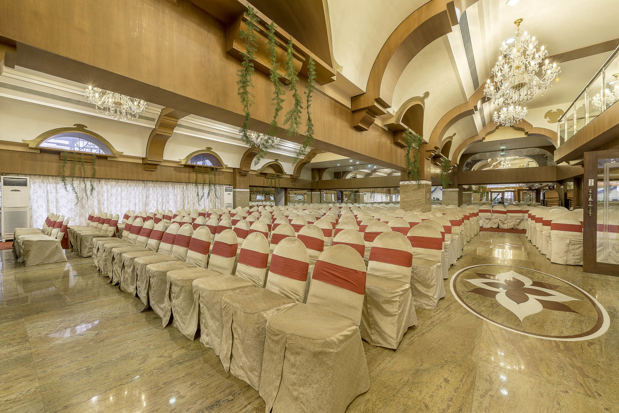Hotel Treebo Crystal Castle Bangalore Exterior foto